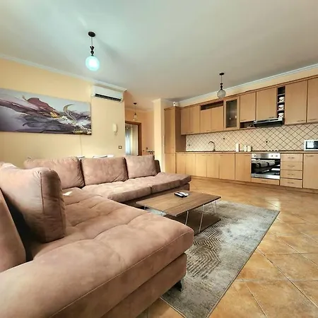 Ring Flat Ii W/ 24h Check In Tirana